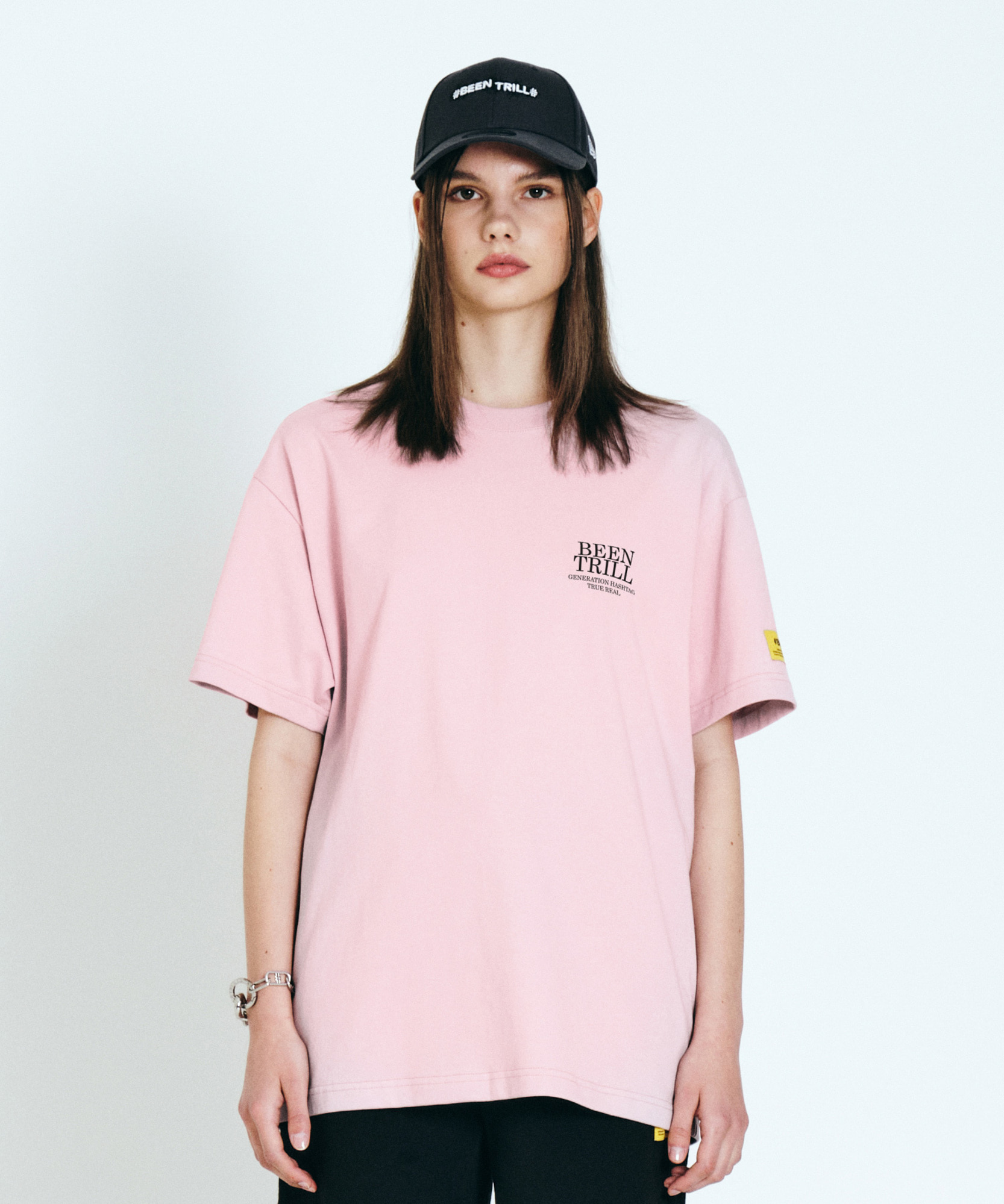 뮤지엄아트 오버핏 반팔 티셔츠(핑크)