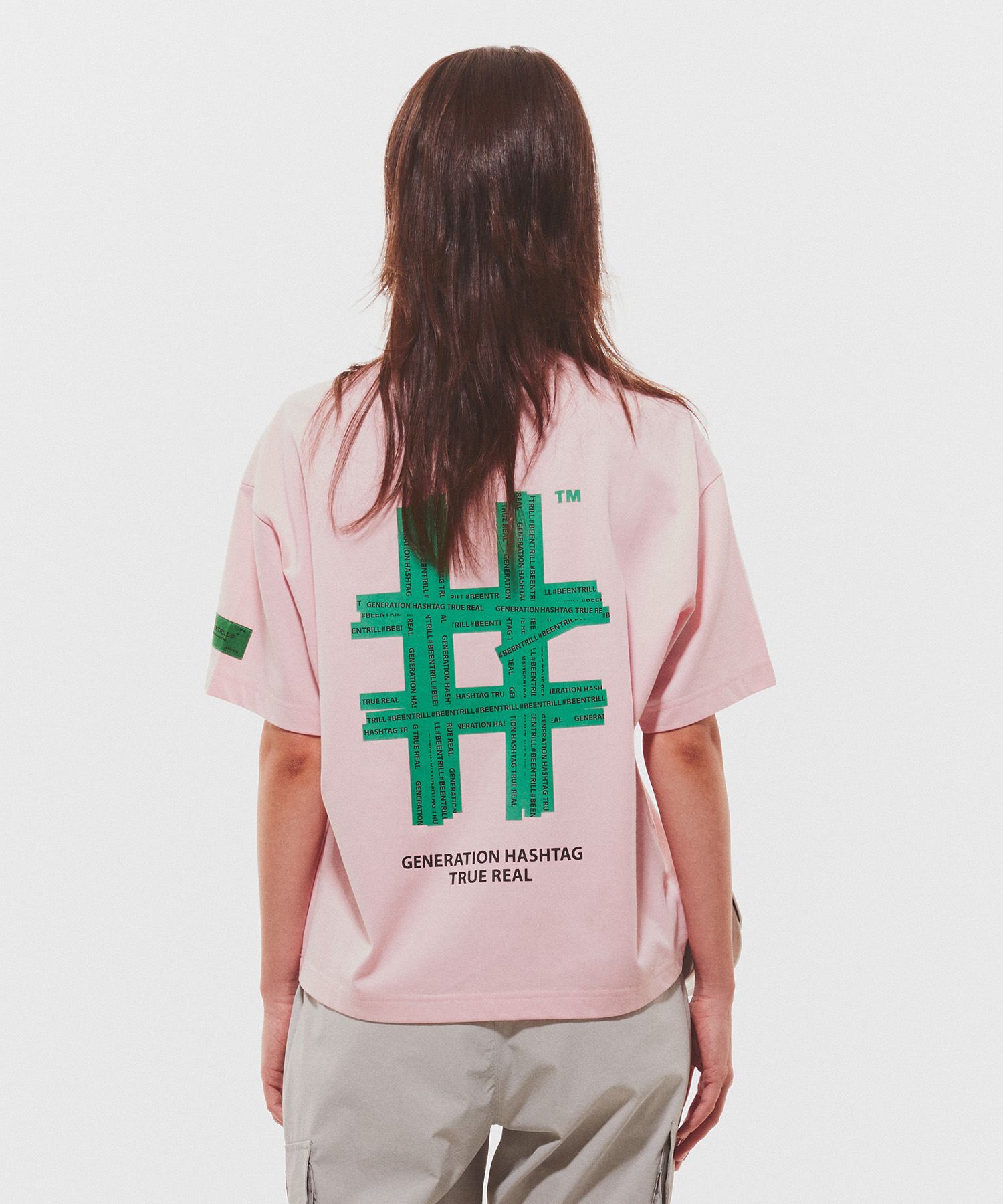 [우먼즈] 뉴 그린 테이핑 해시태그 오버핏 반팔 티셔츠(라이트 핑크)