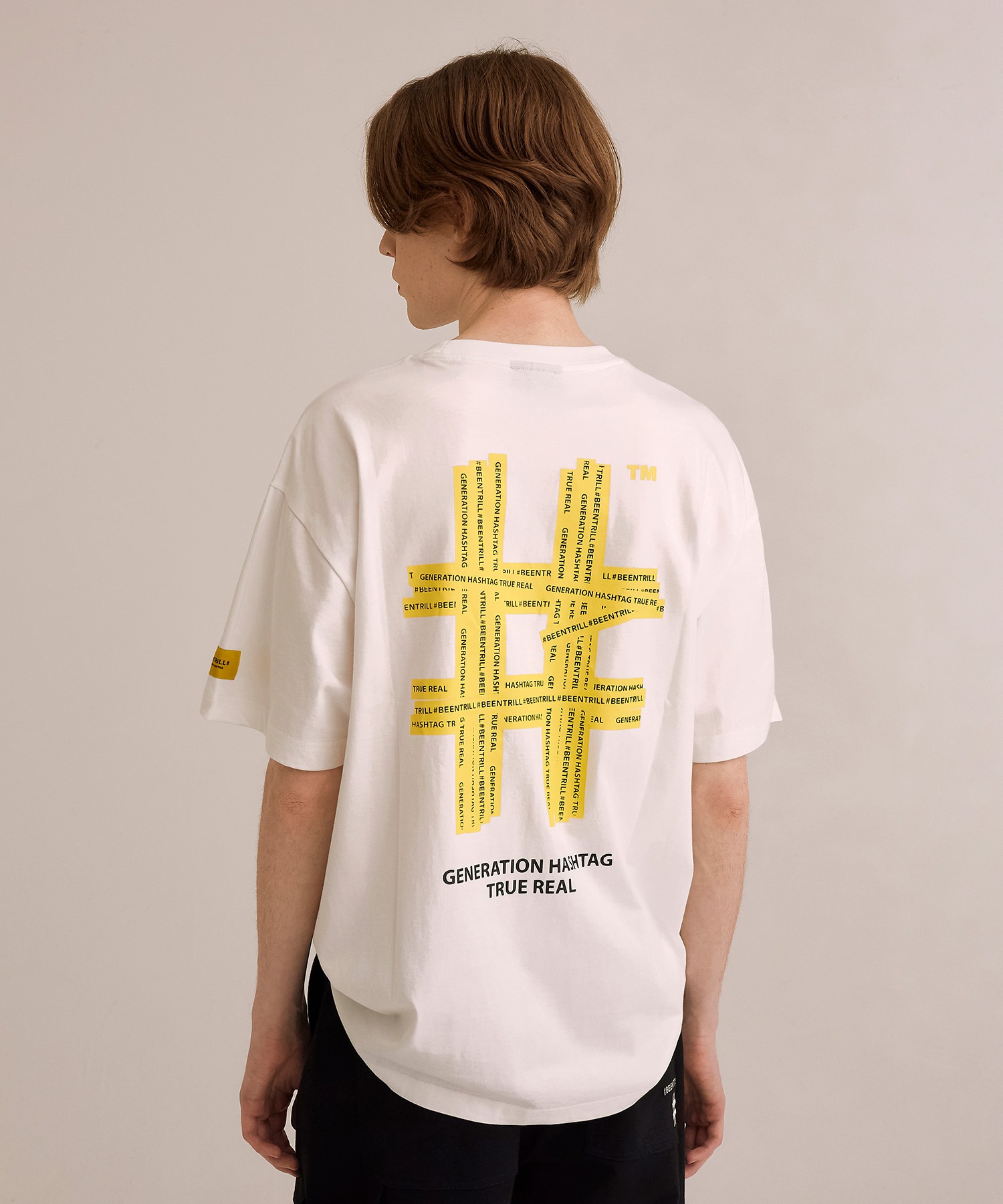 뉴 테이핑 해시태그 오버핏 반팔 티셔츠(오프 화이트)